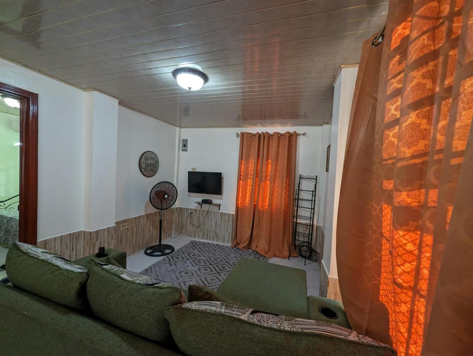 Comfy And Cozy Apartment Georgetown Exteriör bild