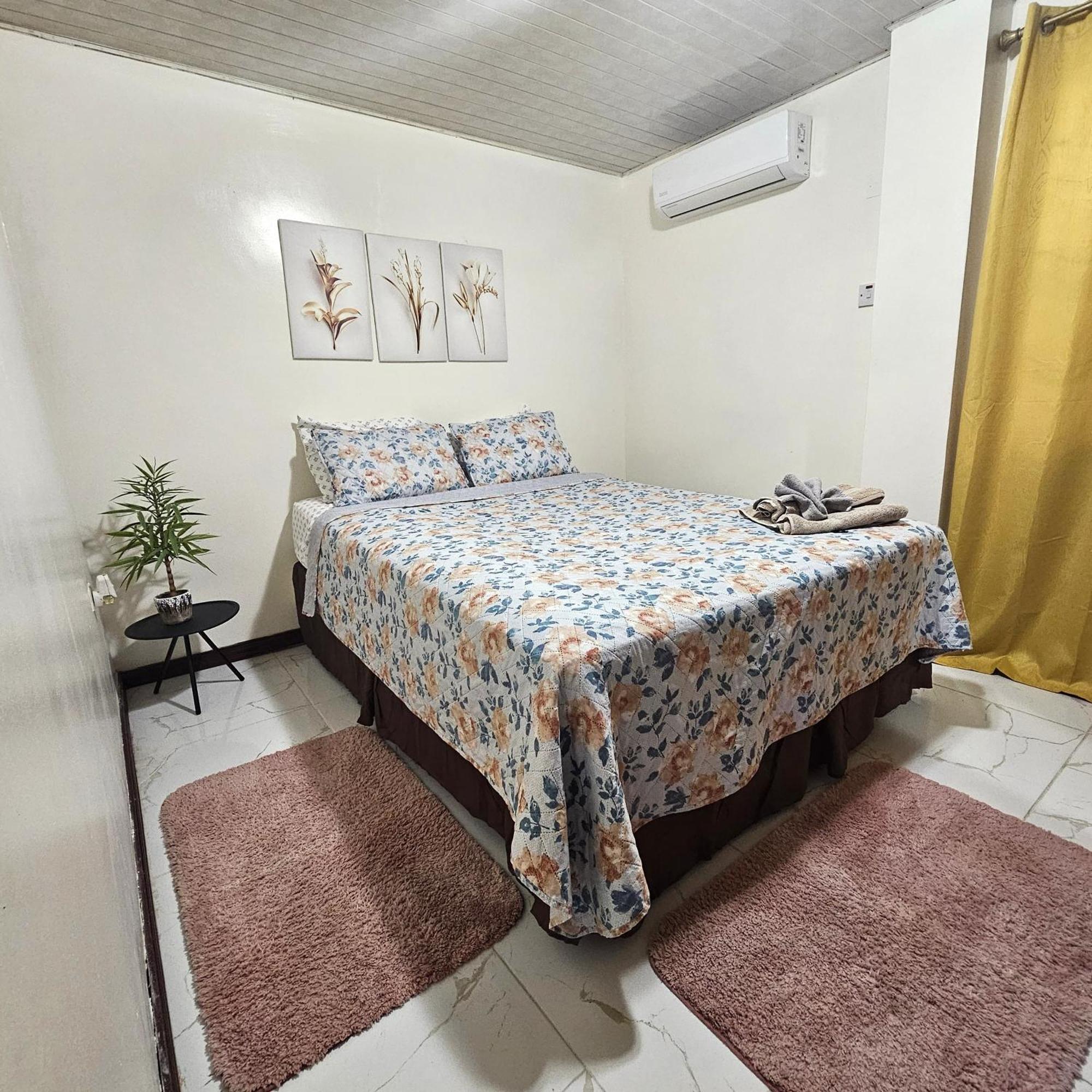 Comfy And Cozy Apartment Georgetown Exteriör bild